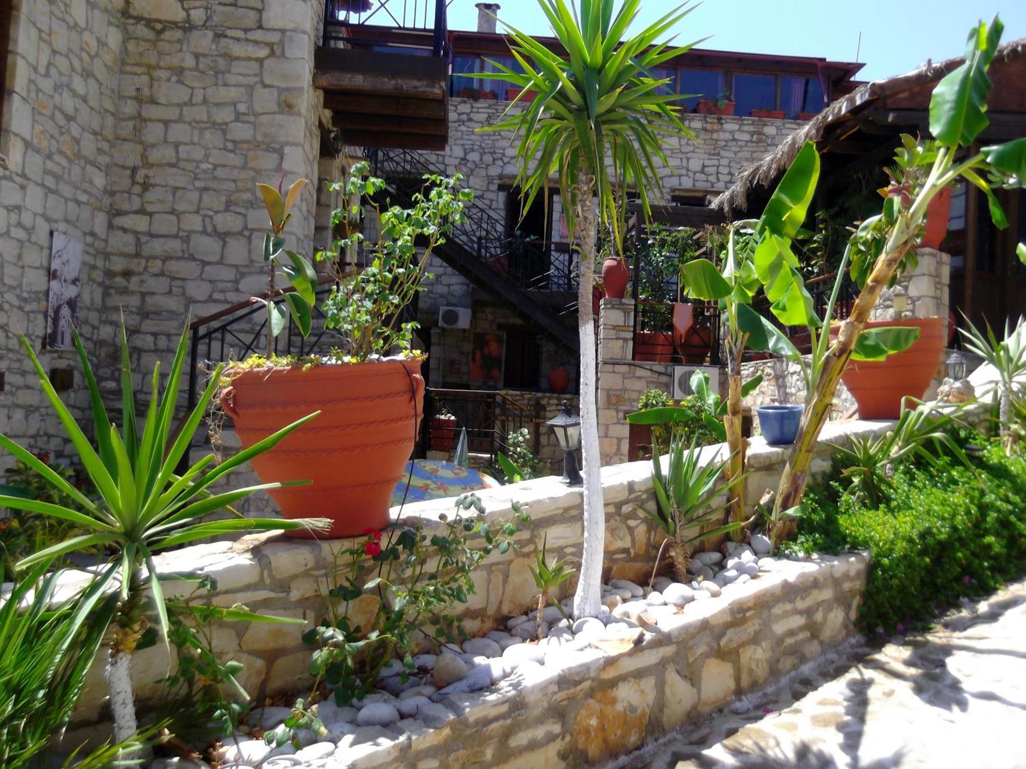 Stone Village Hotel Apartments Bali  Екстер'єр фото